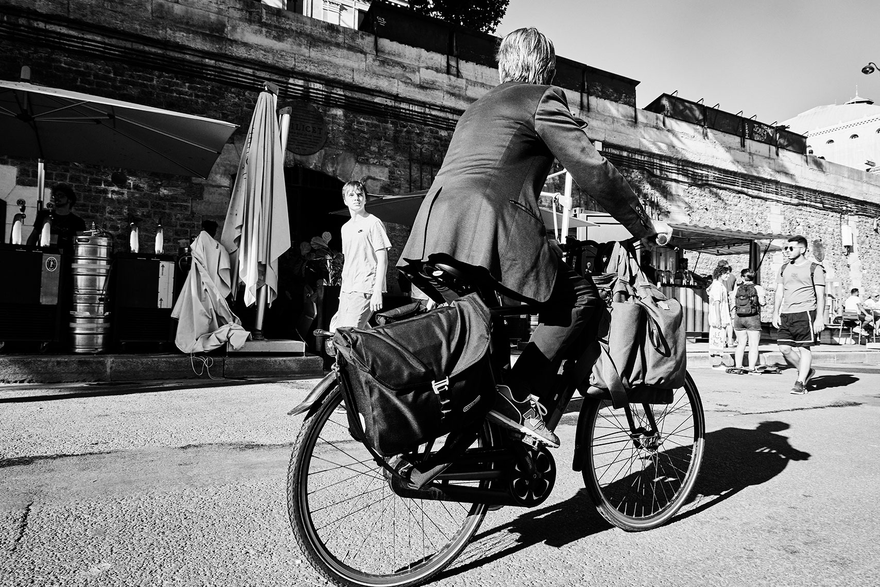 JH_Paris_20_71422_A2205